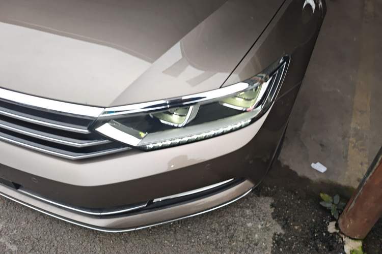 Used Volkswagen Magotan 2019 330TSI DSG Leading Model China VI Standard