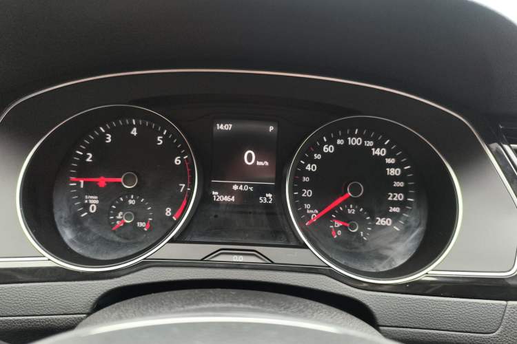 Used Volkswagen Magotan 2018 Facelift 330TSI DSG Luxury Model
