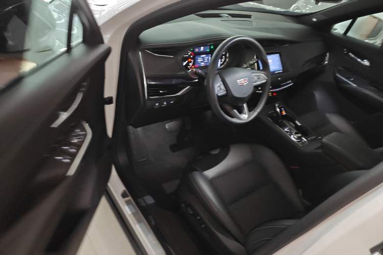 Used Cadillac XT4 2021 28T Two-Wheel Drive Tech Edition
