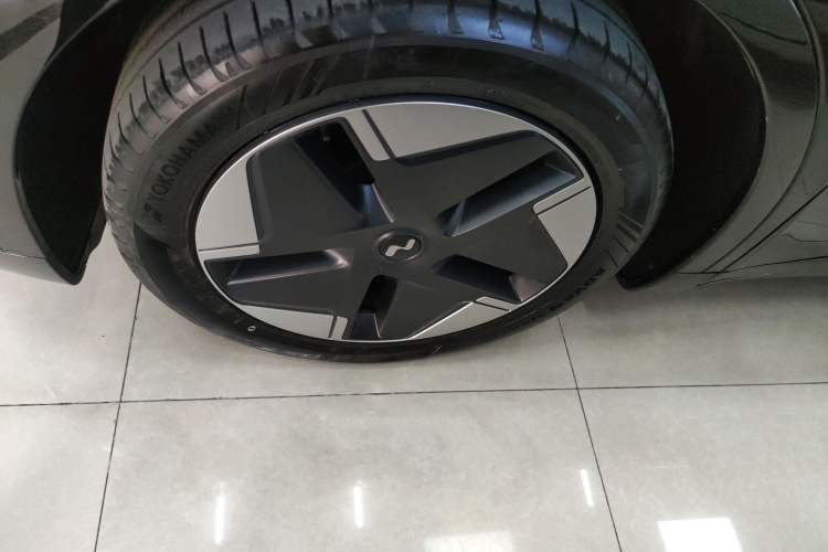 Used ONVO L60 2024 60 kWh All-Wheel Drive
