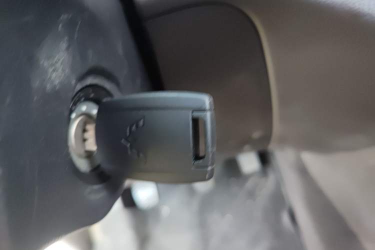 Used Wuling Hongguang V 2022 1.5L Jingqu Edition Electric-Assist LAR
