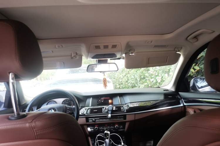 Used BMW 5 Series 2017 520Li Elegant Edition
