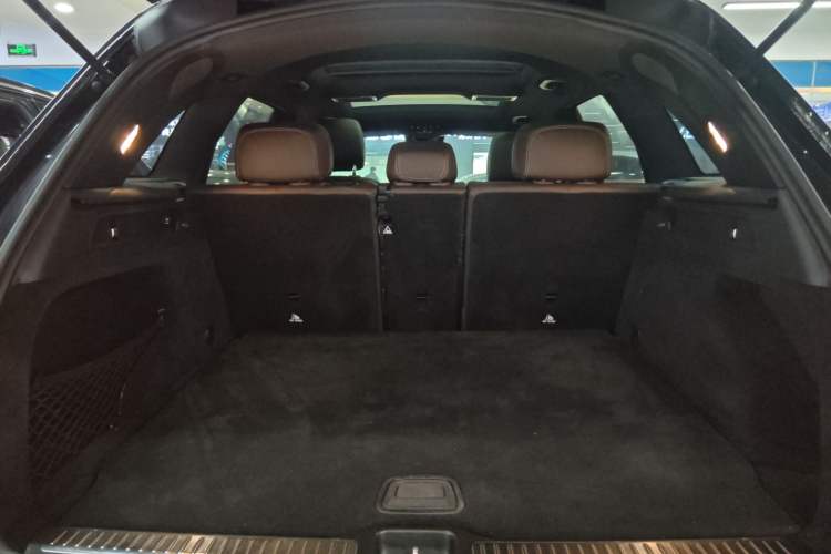 Used Mercedes-Benz GLC 2020 GLC 300 L 4MATIC Dynamic Edition
