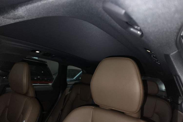 Used Volvo XC60 2023 B5 4x4 Smart Luxury Edition