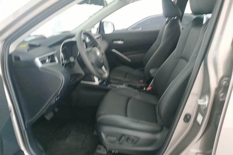 Used Toyota FRONTLANDER 2022 2.0L CVT Luxury Edition
