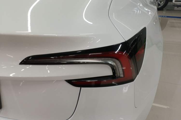 Used Tesla Model 3 2025 Rear-Wheel-Drive Version
