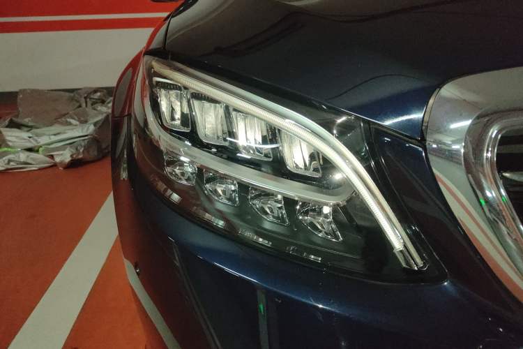 Used Mercedes-Benz C-Class 2019 Updated C 260 L
