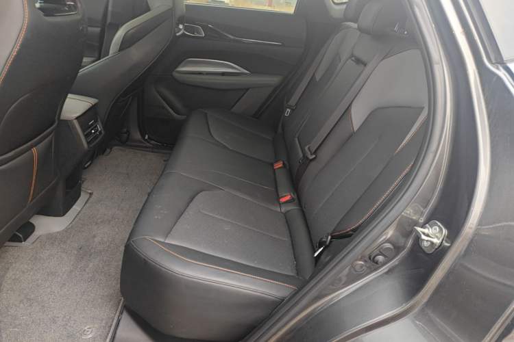 Used Oshan Z6 New Energy 2023 ZhiDian iDD 150KM Flagship Model
