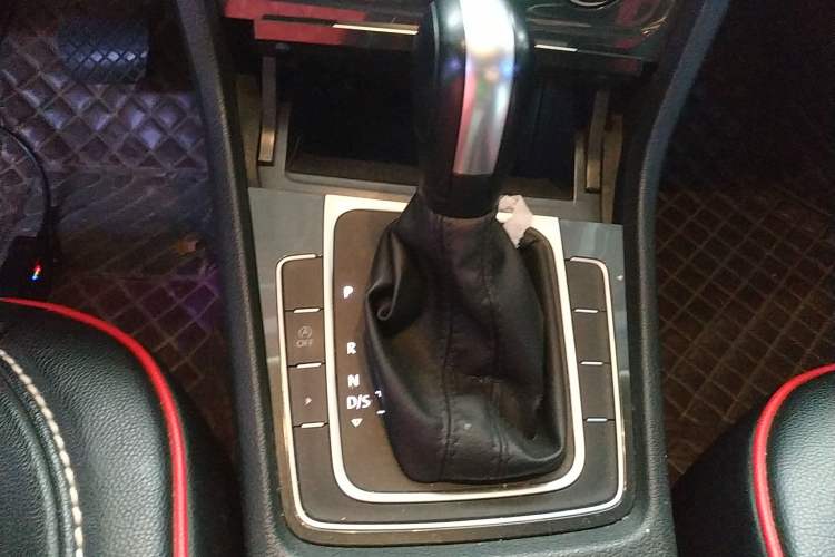 Used Volkswagen Golf 2018 230TSI Automatic Comfort Model