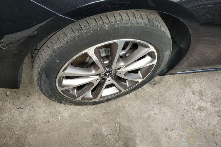 Used Mercedes-Benz E-Class 2020 Facelift E 260 L
