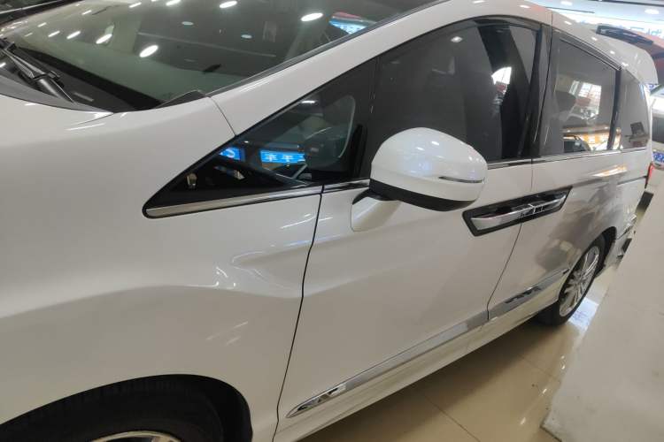 Used Honda Elysion 2016 2.4L Luxury Edition
