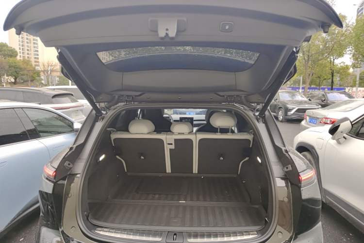 Used Nio ES6 2024 75 kWh