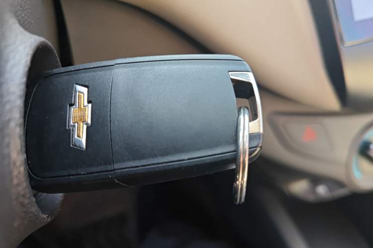 Used Chevrolet Sail 2015 Sail 3 1.5L Manual with Ideal Sunroof Edition
