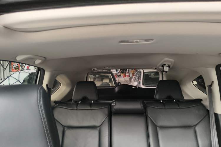 Used Honda CR-V 2015 2.4L two-wheel drive luxury version
