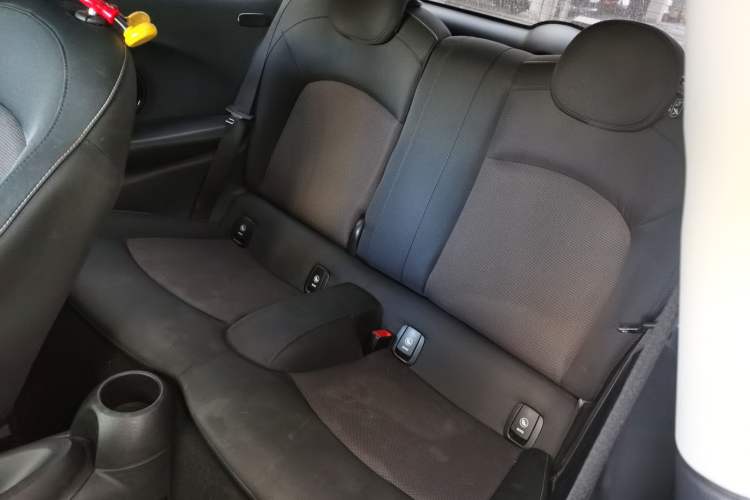 Used  MINI 2023 1.5T ONE
