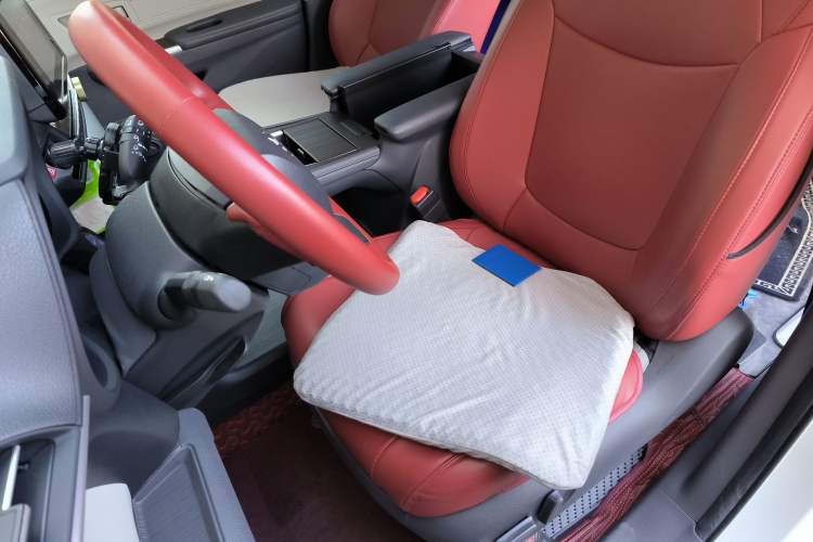 Used Toyota Sienna 2023 2.5L Hybrid Comfort Edition
