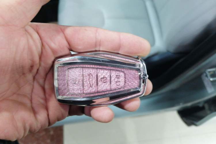 Used Geely Auto Emgrand X7 Sport 2023 Boyue COOL 1.5TD ZhiZun Edition