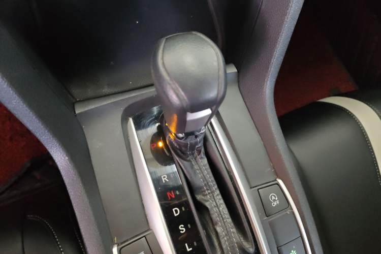 Used Honda Civic 2016 220TURBO CVT Luxury Edition