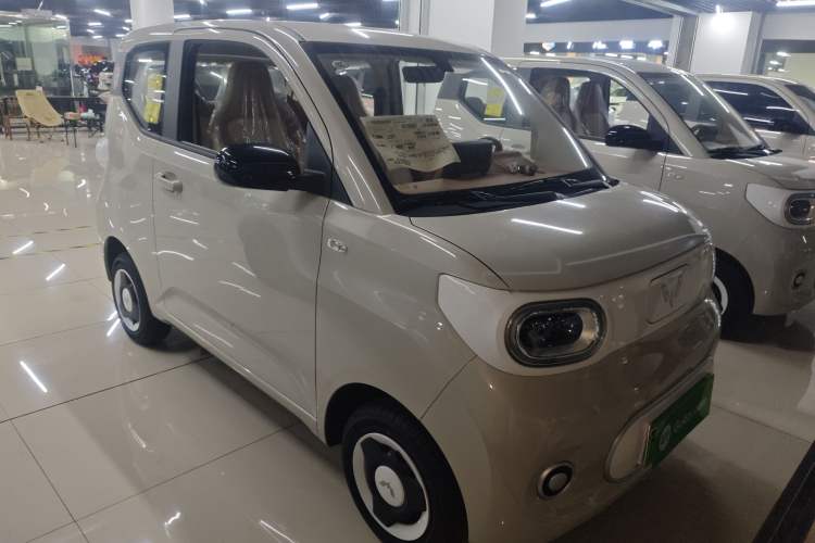 Used Wuling Hongguang MINIEV 2024 3rd Generation 215km Youth Edition