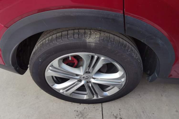 Used MG HS 2018 30T Automatic Two-Wheel Drive Trophy Edition—High-Octane V-Model
