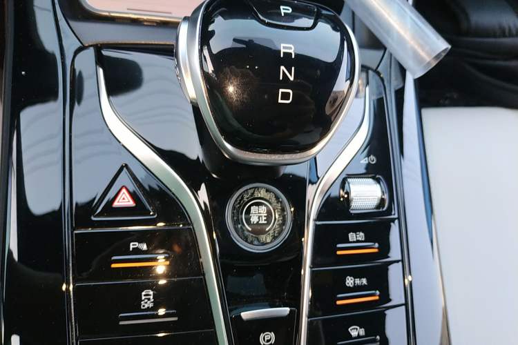 Used BYD Qin PLUS 2024 HONOR Edition DM-i 55KM Leading Model
