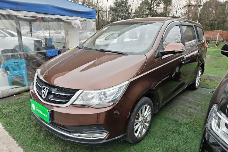 Used Baojun 730 2016 Revised 1.5L Manual Standard Version 7 Seats China V Emission Standard