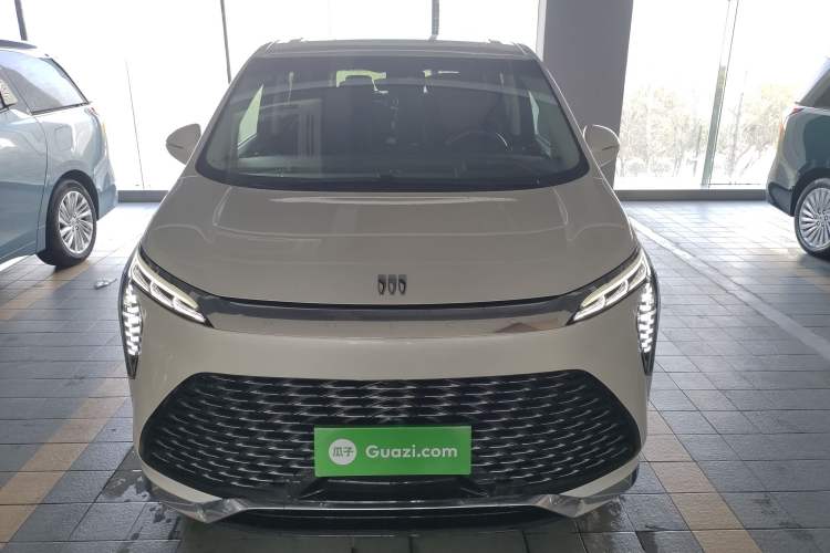 Used Buick Century 2023 2.0T Seven-Seater Yinshi Edition
