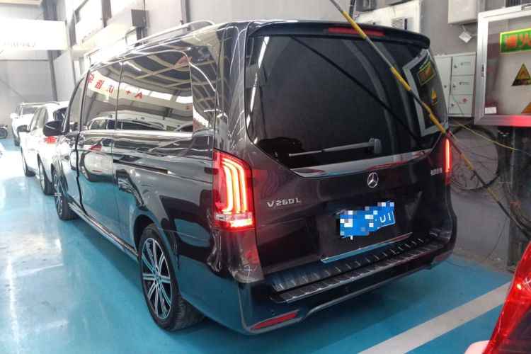 Used Mercedes-Benz V-Class 2021 V 260 L Long-wheelbase Luxury Edition