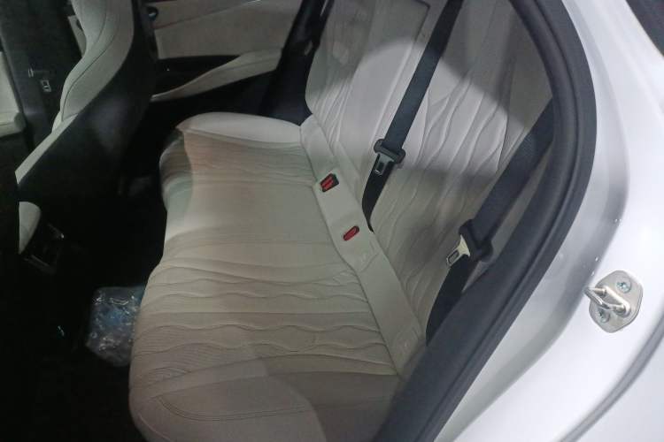 Used BYD Seal 06 New Energy 2024 DM-i 120KM Flagship Model
