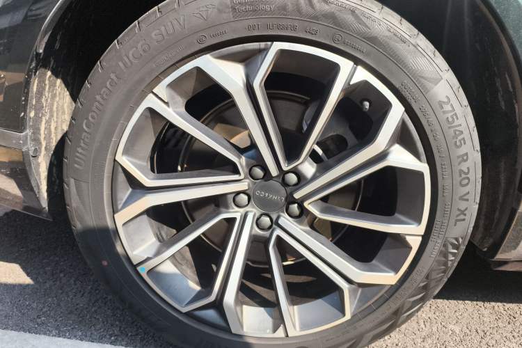 Used Lynk & Co 09 EM-P 2024 2.0TD EM-P Four-Wheel Drive ULTRA Six-Seater
