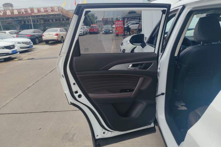 Used Changan CS35PLUS 2019 1.6L Automatic CoolLink Edition
