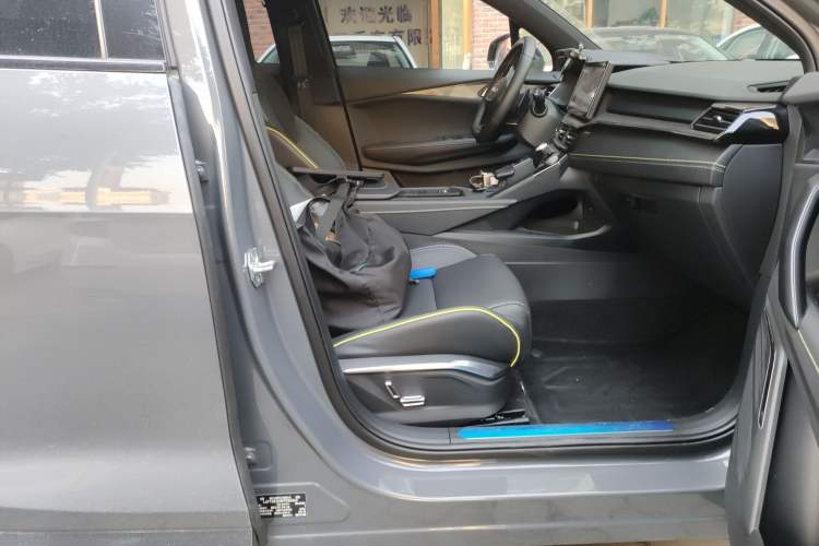 Used Lynk & Co 06 2023 Remix 1.5T JinPro
