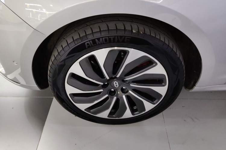 Used Hima AITO M5 2022 Extended-Range Four-Wheel Drive Ultimate Edition
