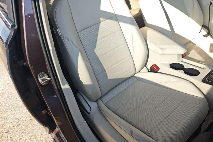 Used Volkswagen Lavida 2018 1.5L Automatic Comfort Edition China V Standard