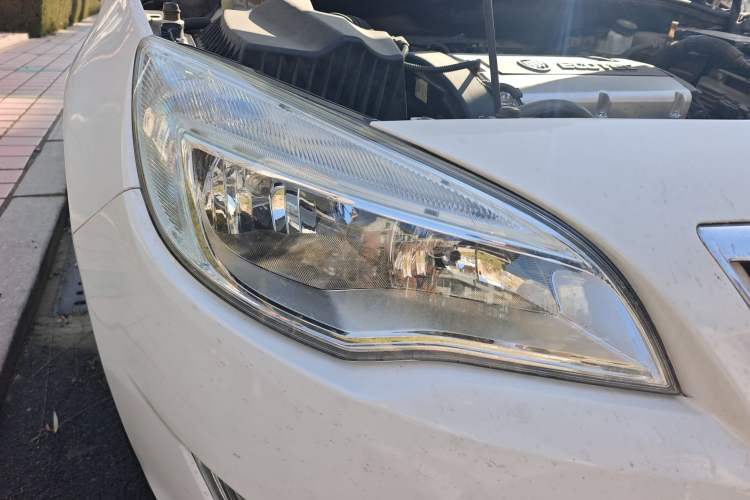 Used Buick GT 2014 XT 1.6L Automatic Fashion Edition