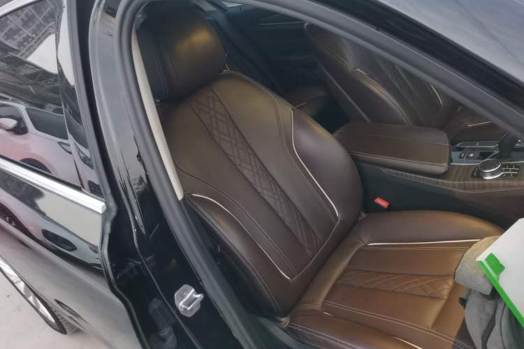 Used BMW 5 Series 2018 530Li Leading Edition Luxury Package