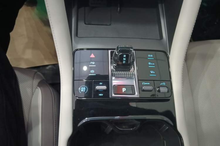 Used BYD Song PLUS New Energy 2025 DM-i Smart Drive 112KM Prestige Model
