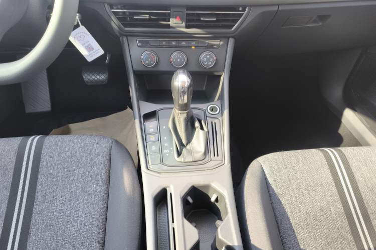 Used Volkswagen Lavida 2019 1.5L Automatic Fashion Edition China VI