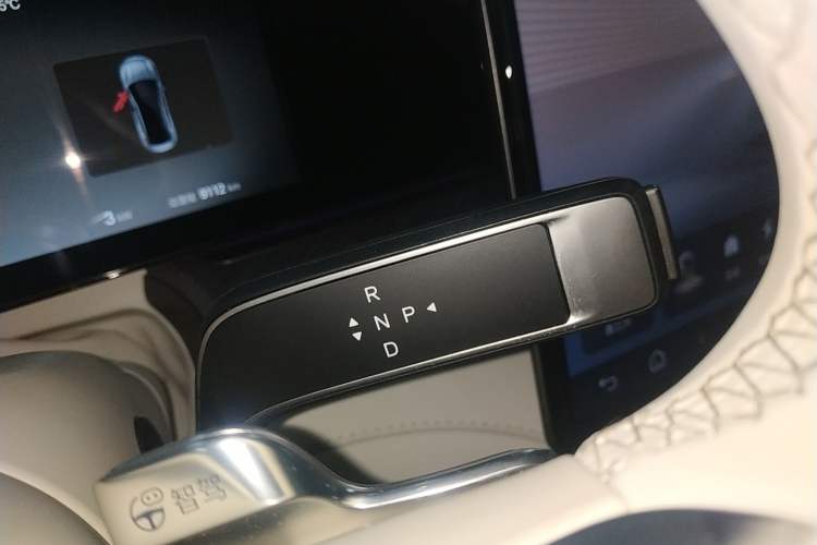 Used Denza Z9 2024 1100 km Four-Wheel Drive Max Version