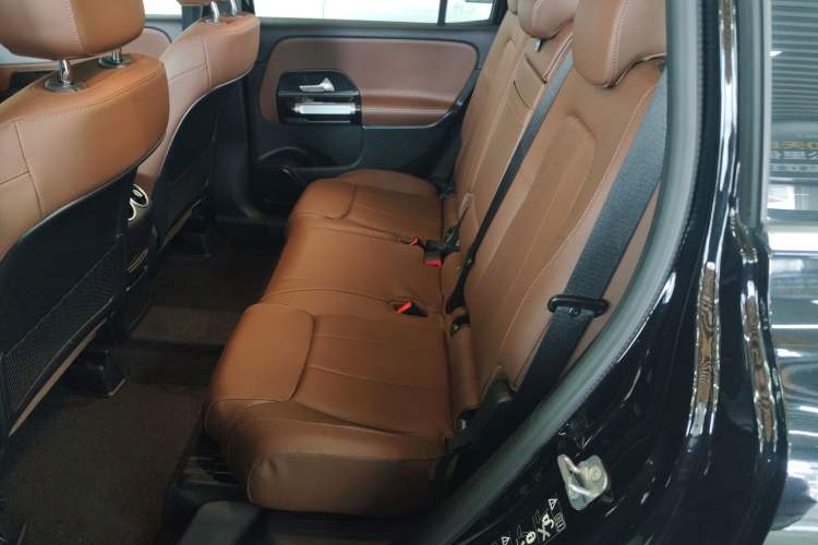 Used Mercedes-Benz GLB 2024 GLB 200 Fashion Model
