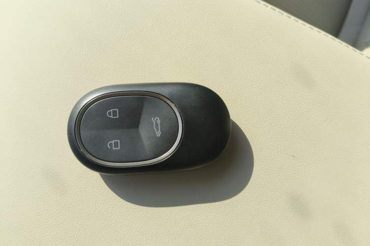 Used Nio ES6 2023 75 kWh
