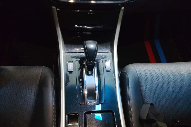 Used Honda Accord 2016 2.0L Elite Edition
