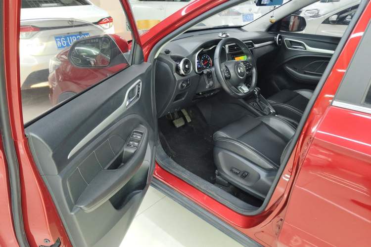 Used MG ZS 2018 1.5L Automatic Luxury Edition China V Standard
