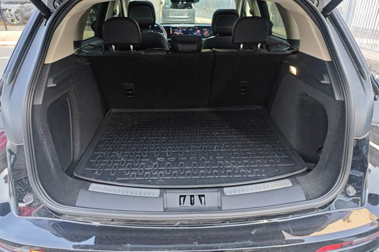 Used Lincoln Corsair 2024 1.5T Two-Wheel Drive Deluxe Hybrid Version
