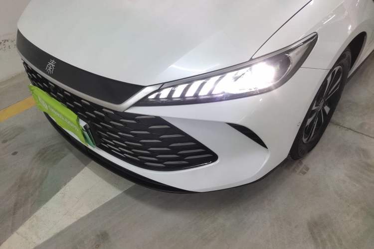 Used BYD Qin PLUS 2025 DM-i Smart Drive 55KM Beyond Model
