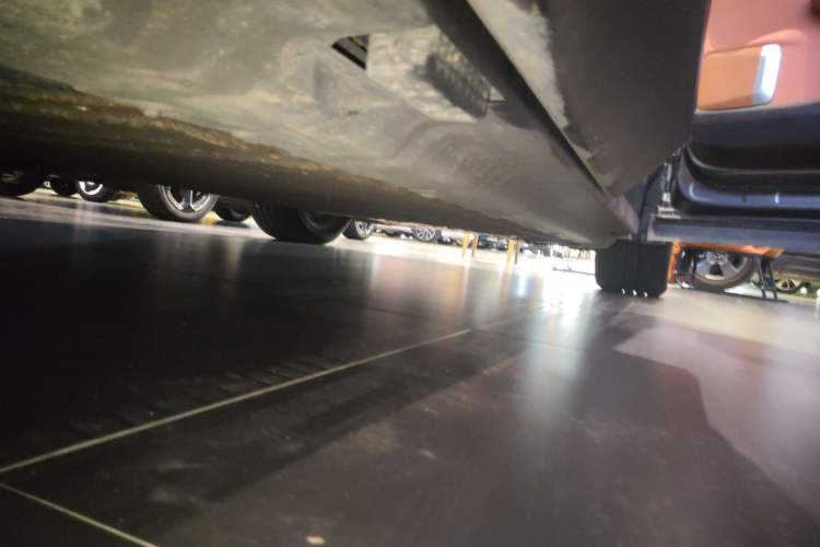 Used  E07 2025 All-Electric 4x4 90kWh Ultra High-Performance Edition
