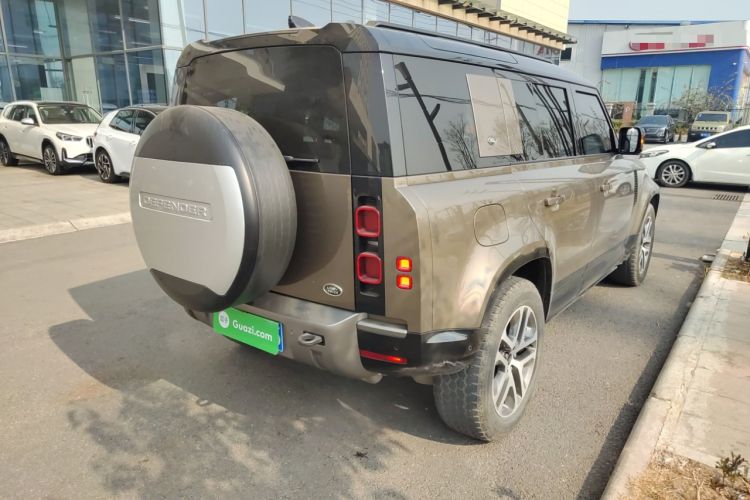 Used Land Rover Defender 2022 110 P400 X
