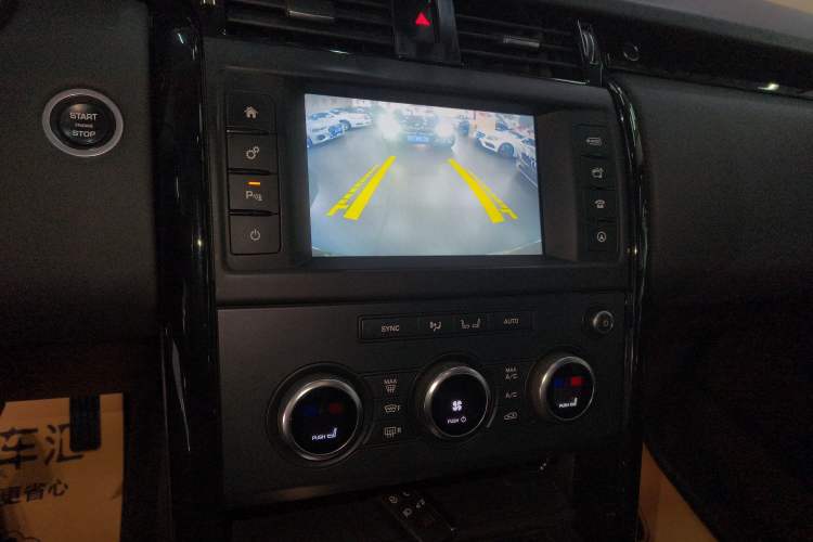 Used Land Rover Discovery 2017 3.0 SC V6 SE
