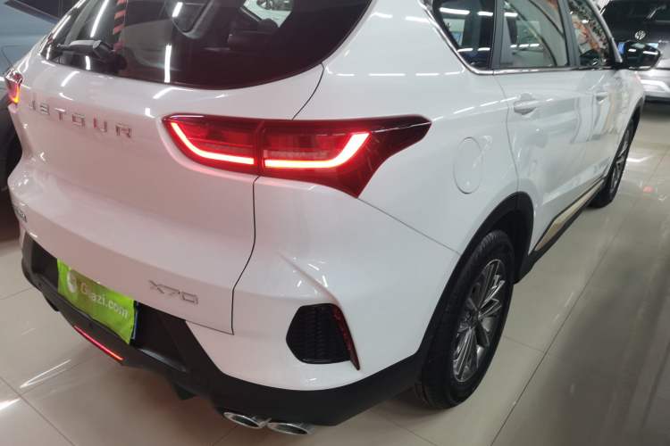 Used JETOUR X70 2024 1.5T DCT Glory PRO 5-Seater
