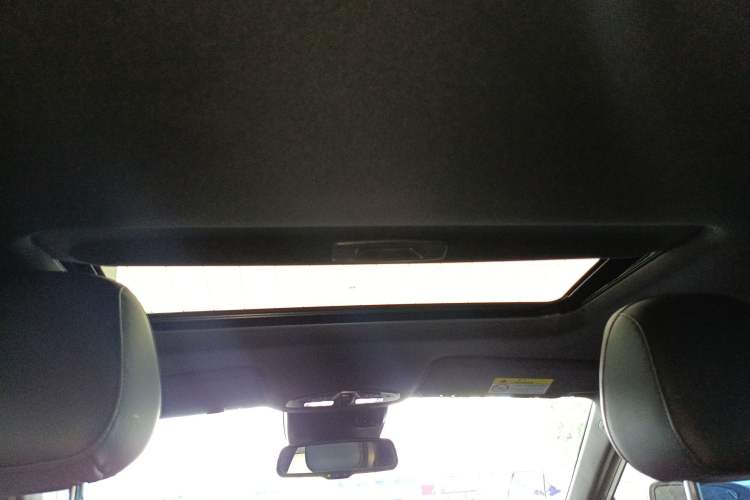 Used GAC Trumpchi EMPOW 2022 270T DCT J16 Galaxy Fighter Edition
